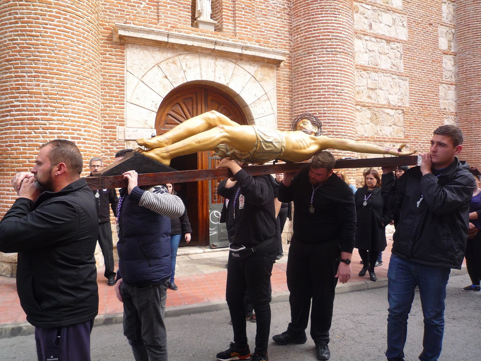 El Cristo en su trono